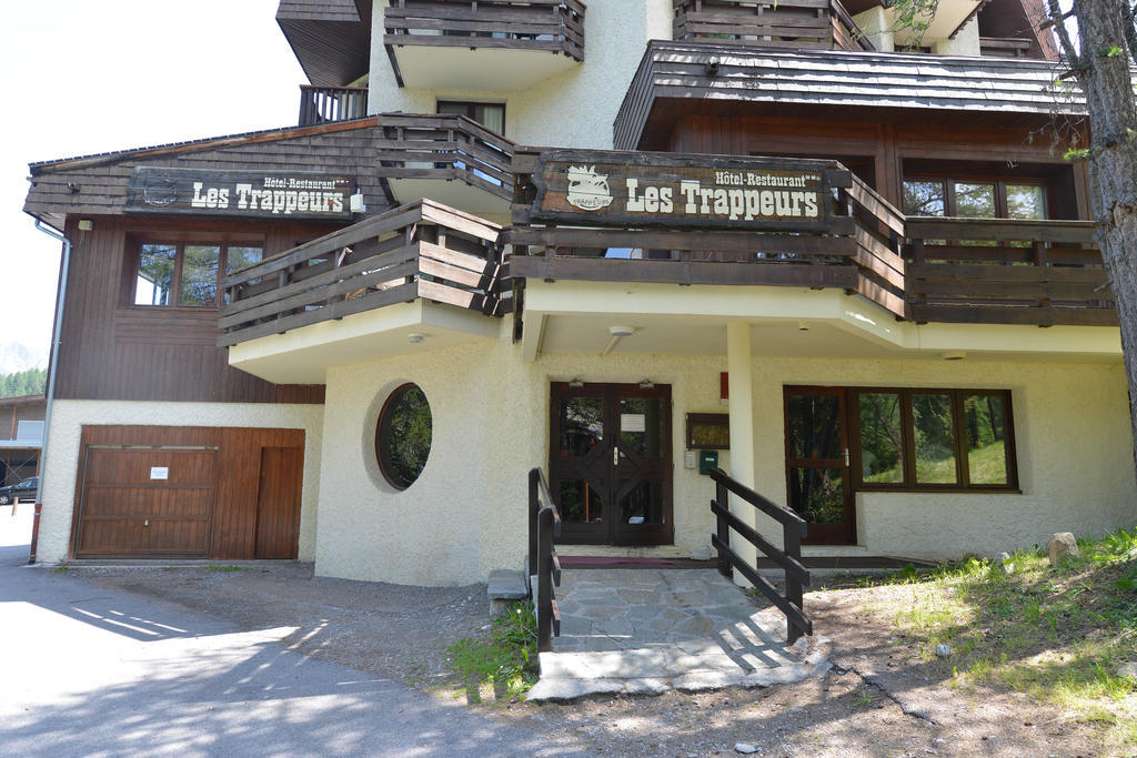 Hotel Les Trappeurs Les Orres Luaran gambar